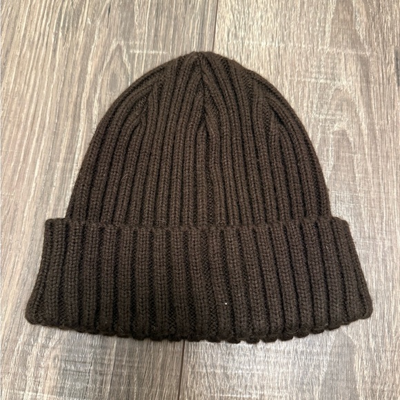 Aritzia TNA Women’s Brown Graffiti Beanie Hat - Picture 2 of 5